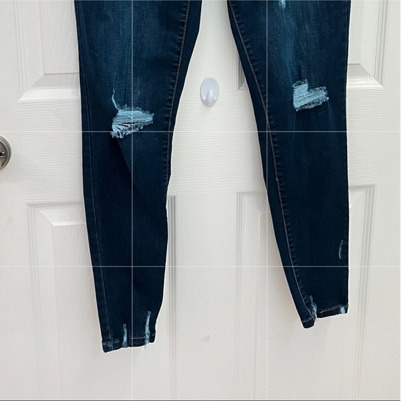 Brand: Wax Jeans  Size:13   Color: Dark Blue - Picture 2 of 4